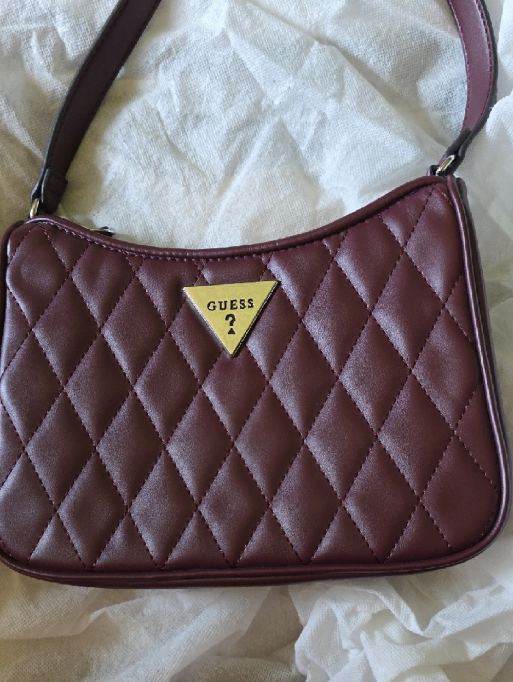 Guess Quilted Shoulder Bag in Wine
